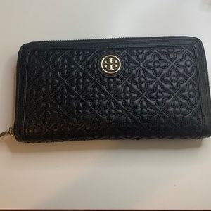 Tory Burch long wallet